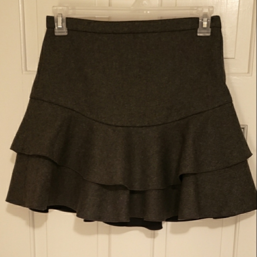 J. Crew Flounce Ruffle Skirt Bonded Gray Wool sz 2 EUC